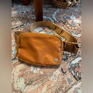 Lululemon belt bag